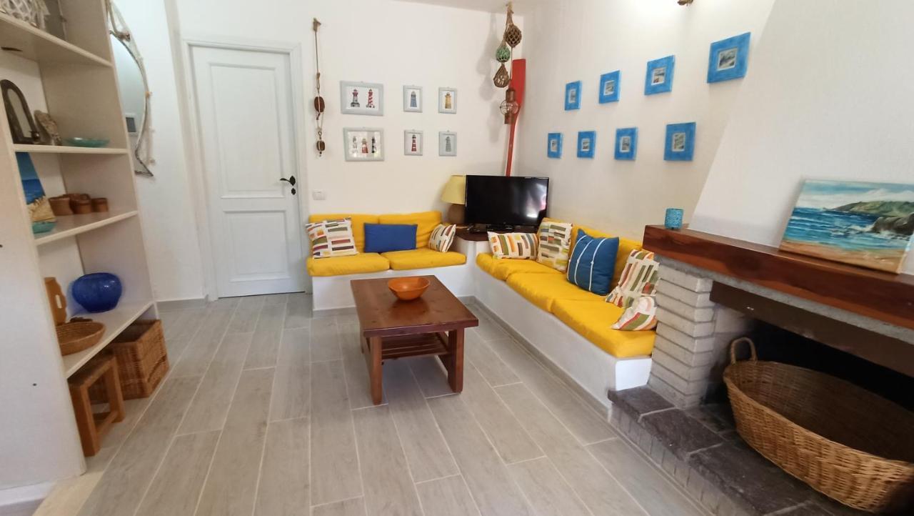 Villino Corallo Roby Cala Liberotto Buitenkant foto